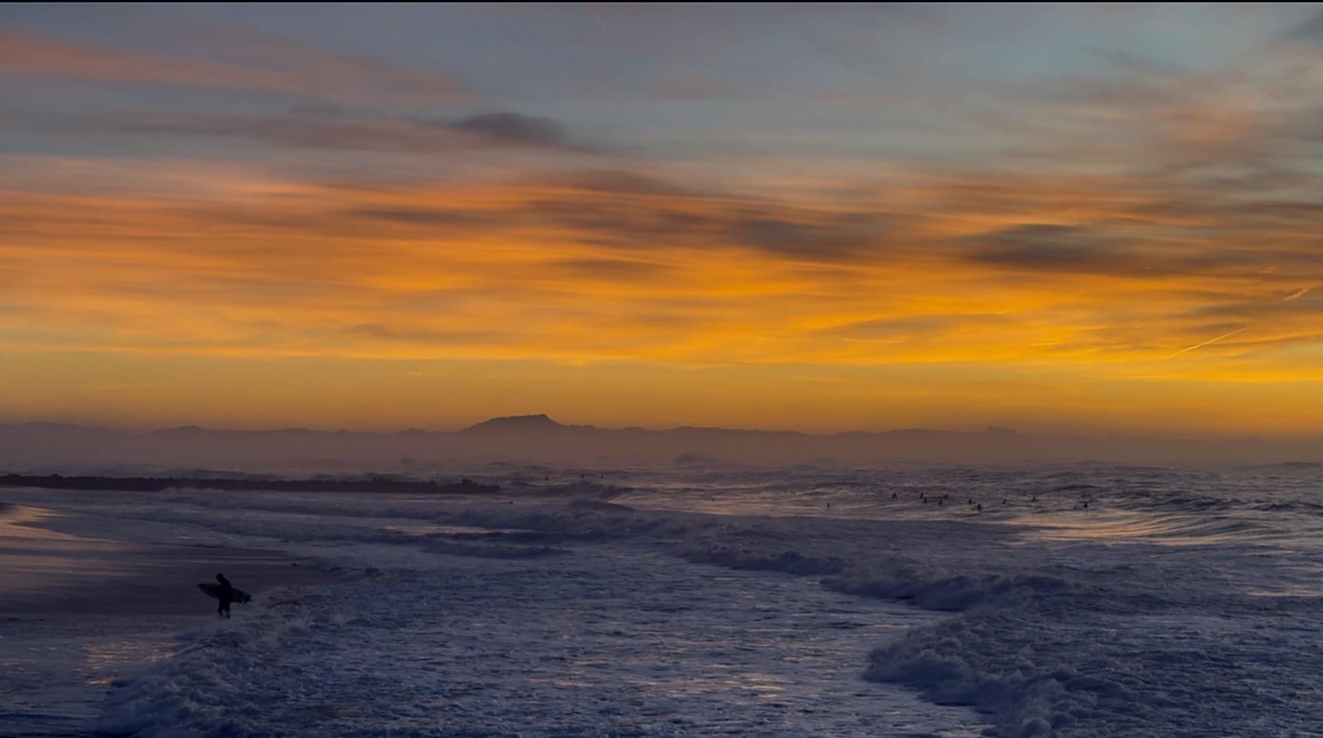 Coucher de soleil sur l'océan atlantique